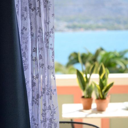 Seaside Apartment サラミス エクステリア 写真