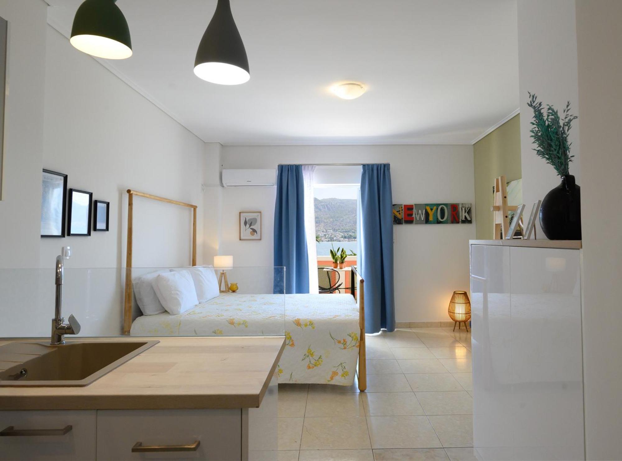 Seaside Apartment サラミス エクステリア 写真